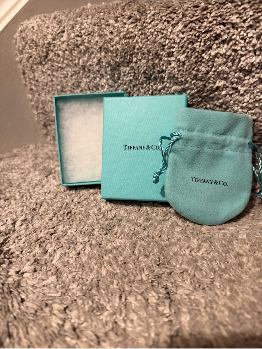 Tiffany & Co. Blue Box® and drawstring jewelry pouch set. - Picture 1 of 1